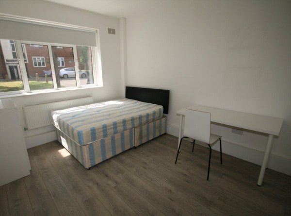 Marshwood House, Kilburn Vale, London - Photo 3