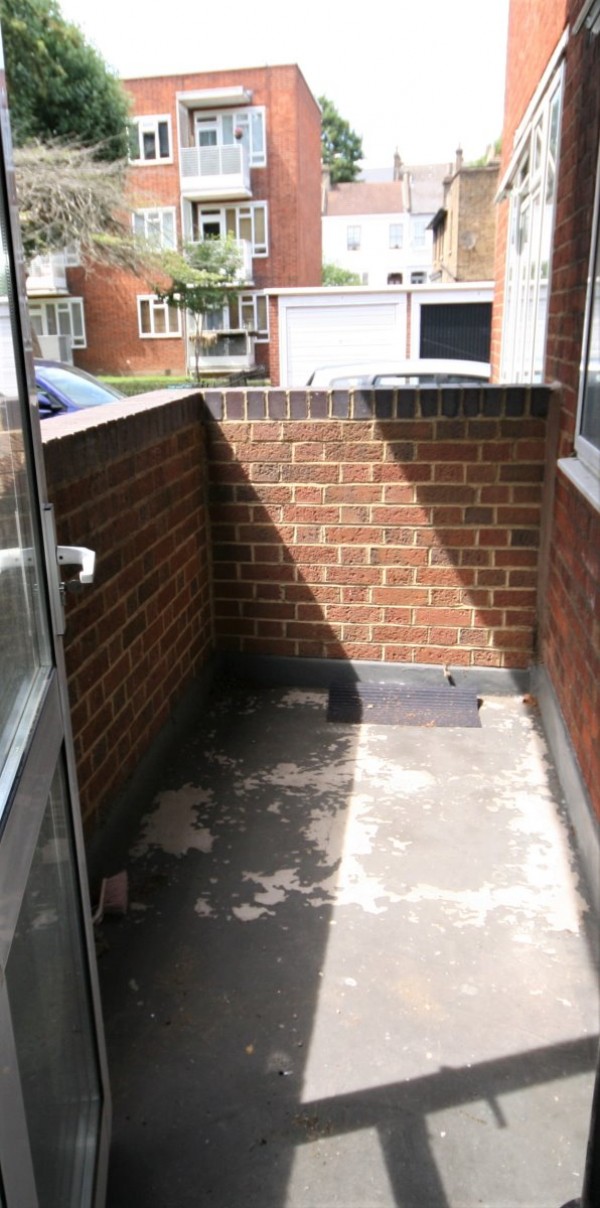 Marshwood House, Kilburn Vale, London - Photo 9