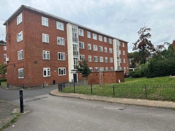 Marshwood House, Kilburn Vale, London - Photo 10